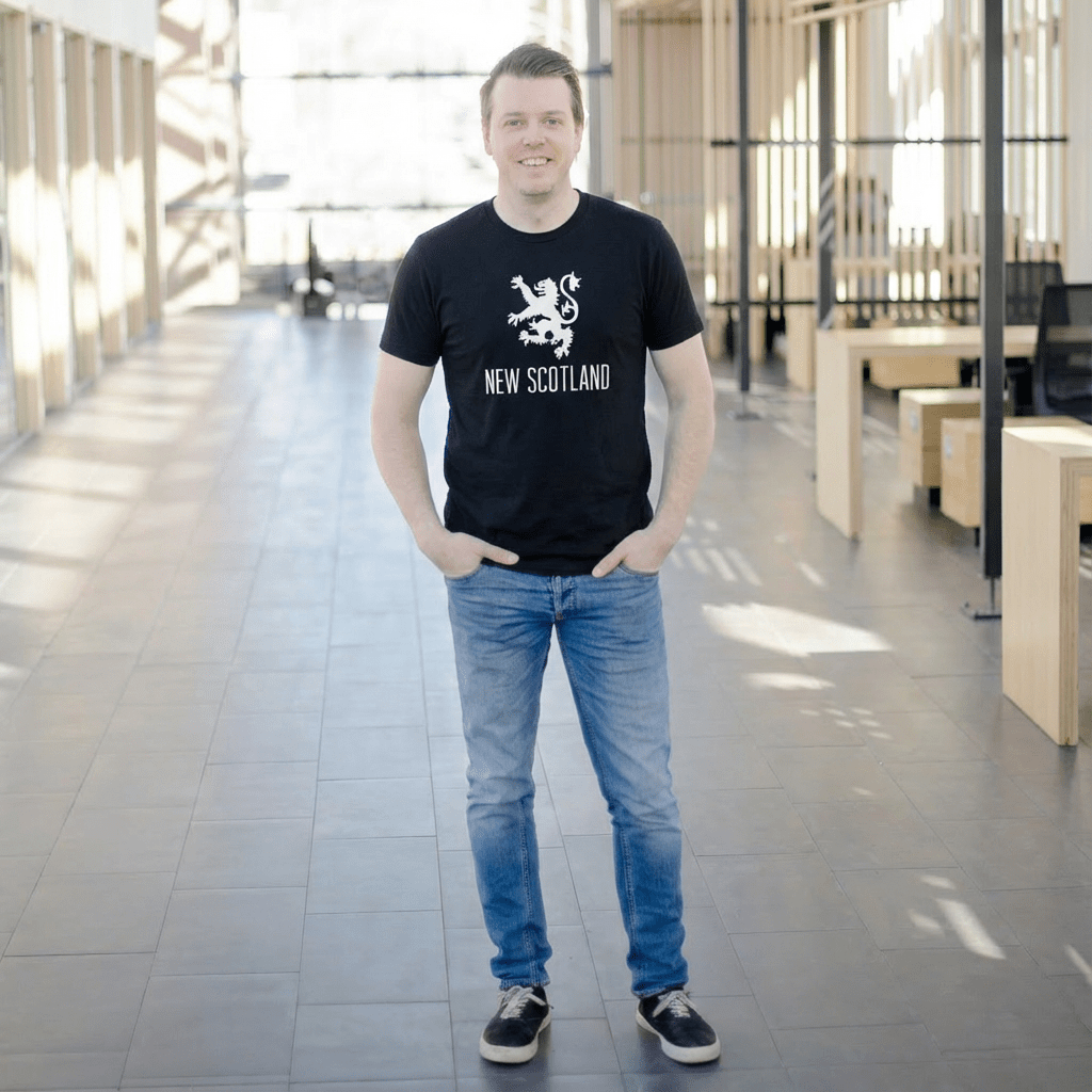 Lion T-Shirt – Canadian Made Heritage Apparel - New Scotland Co.